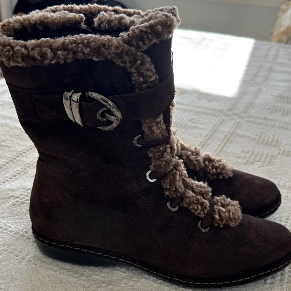 Stuart Weitzman ankle lace up faux shearling‎ fur fleece Suede winter boots Sz 8